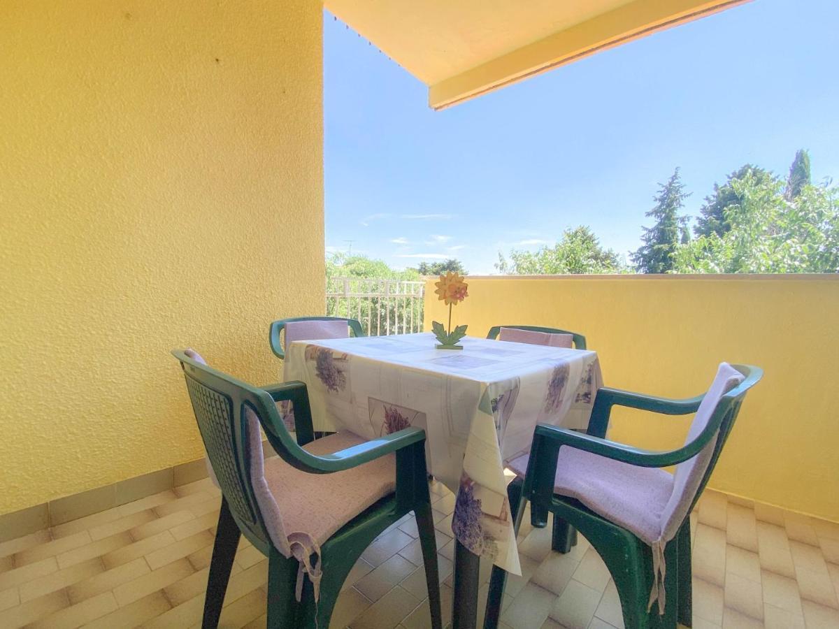 Olga Apartment Novigrad  Luaran gambar